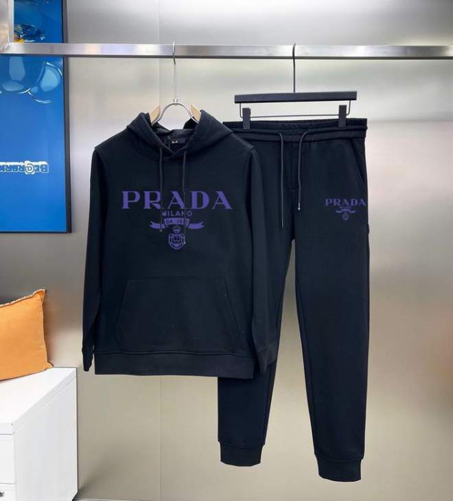 Picture of Prada Sweater Suits _SKUPradaM-5XLkdtn17442289